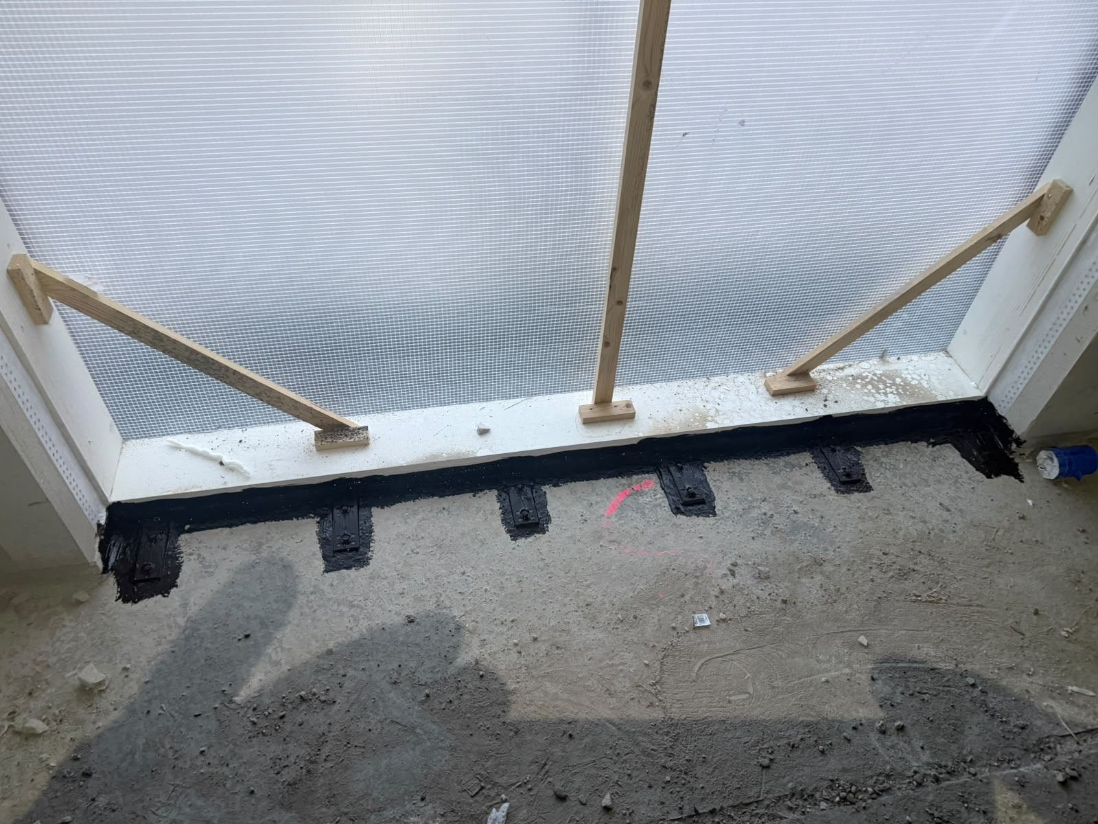 Afdichting met zwarte coating